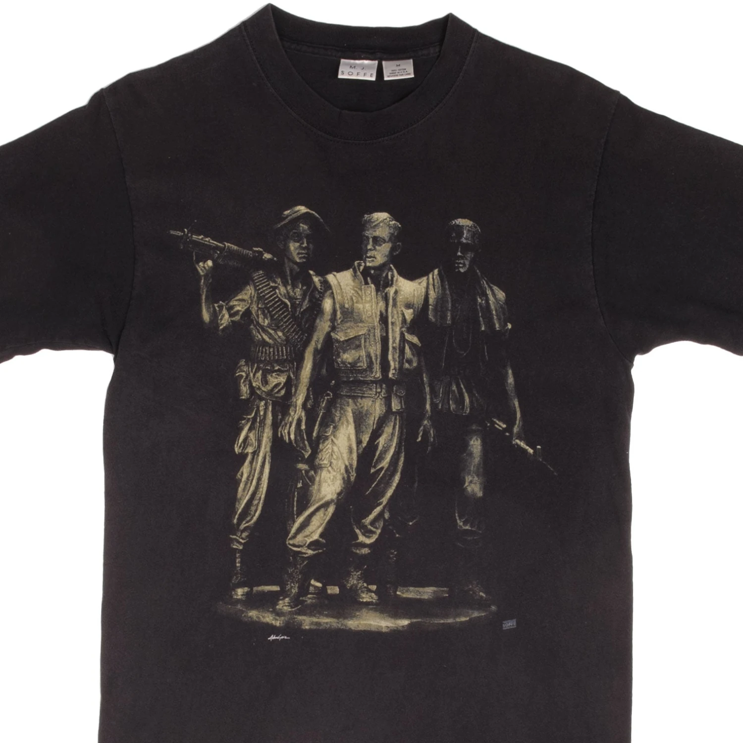 VINTAGE US MILITARY TEE SHIRT SIZE MEDIUM MADE IN USA(Vintage Us Military Tee Shirt Size Medium Made In Usa) 1 VINTAGE US MILITARY TEE SHIRT SIZE MEDIUM MADE IN USA(Vintage Us Military Tee Shirt Size Medium Made In Usa)