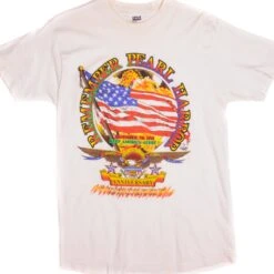 VINTAGE WW2 50TH ANNIVERSARY PEARL HARBOR TEE SHIRT 1991 SIZE MEDIUM MADE IN USA(Vintage Ww2 50th Anniversary Pearl Harbor Tee Shirt 1991 Size Medium Made In Usa)