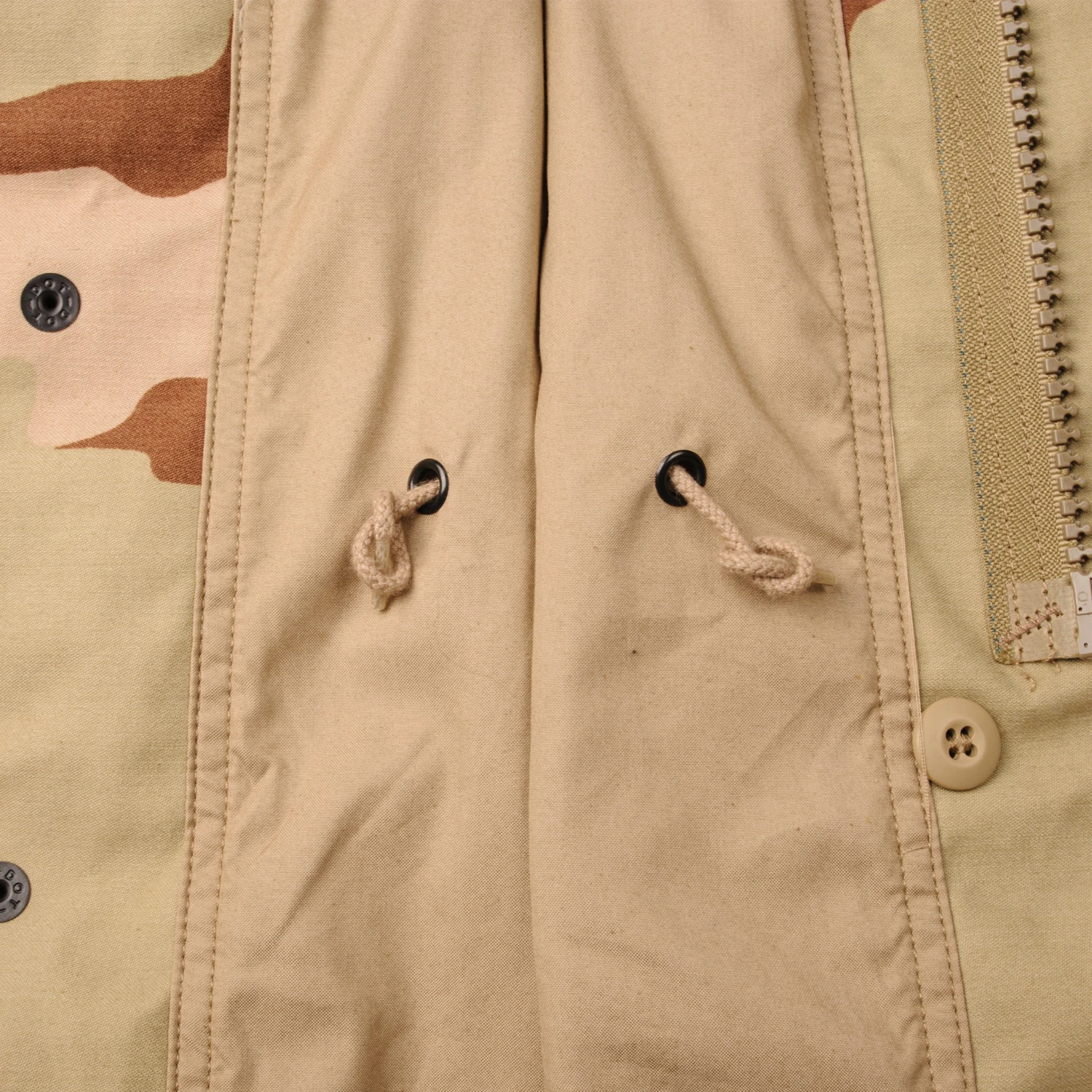 VINTAGE US NAVY SEABEES M-1965 M65 FIELD JACKET DESERT CAMOUFLAGE PATTERN 1999 SIZE X-LARGE REGULAR(Vintage Us Navy Seabees M 1965 M65 Field Jacket Desert Camouflage Pattern 1999 Size X Large Regular) 8 VINTAGE US NAVY SEABEES M-1965 M65 FIELD JACKET DESERT CAMOUFLAGE PATTERN 1999 SIZE X-LARGE REGULAR(Vintage Us Navy Seabees M 1965 M65 Field Jacket Desert Camouflage Pattern 1999 Size X Large Regular) - Image 8