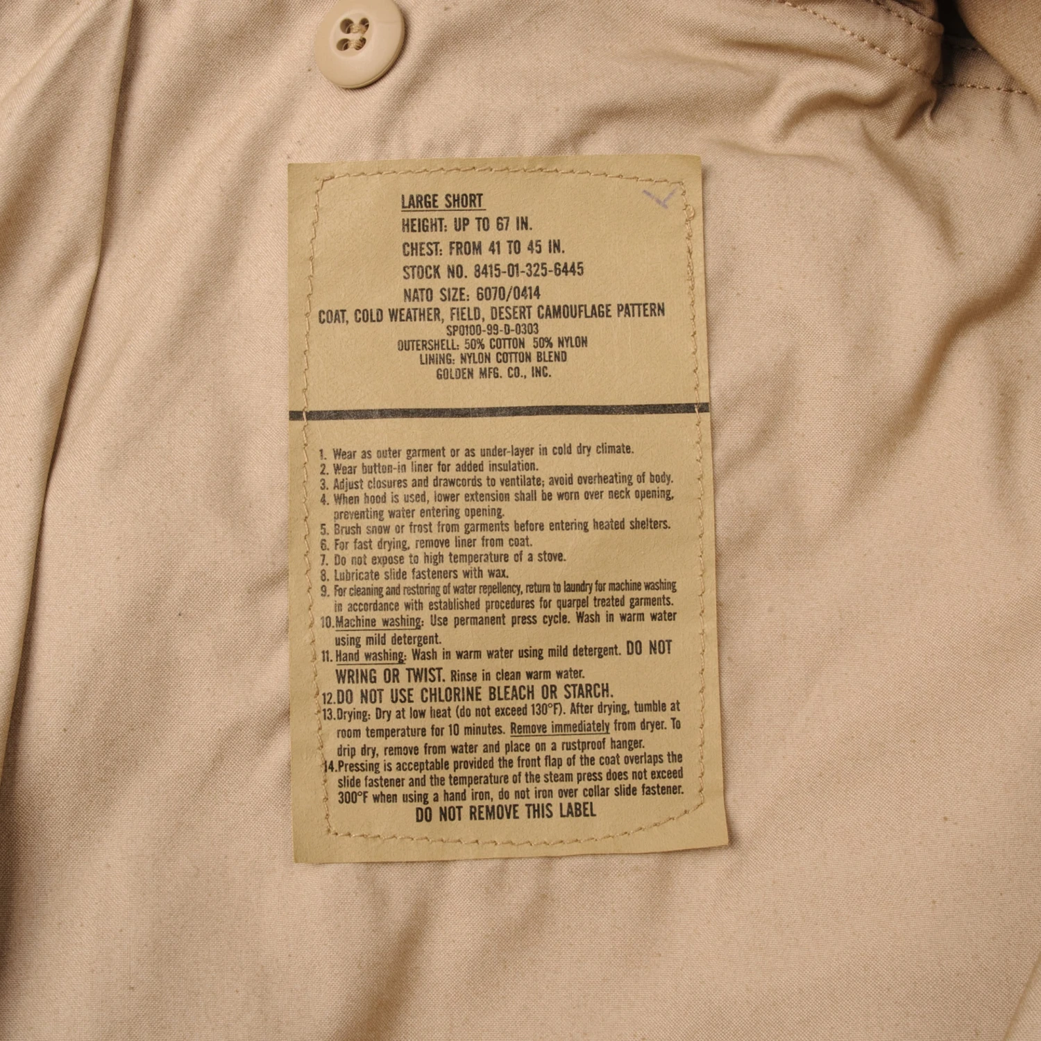 VINTAGE US AIR FORCE M-1965 M65 DESERT CAMOUFLAGE PATTERN FIELD JACKET 1999 SIZE LARGE SHORT WITH PATCHES(Vintage Us Air Force M 1965 M65 Desert Camouflage Pattern Field Jacket 1999 Size Large Short With Patches) 4 VINTAGE US AIR FORCE M-1965 M65 DESERT CAMOUFLAGE PATTERN FIELD JACKET 1999 SIZE LARGE SHORT WITH PATCHES(Vintage Us Air Force M 1965 M65 Desert Camouflage Pattern Field Jacket 1999 Size Large Short With Patches) - Image 4