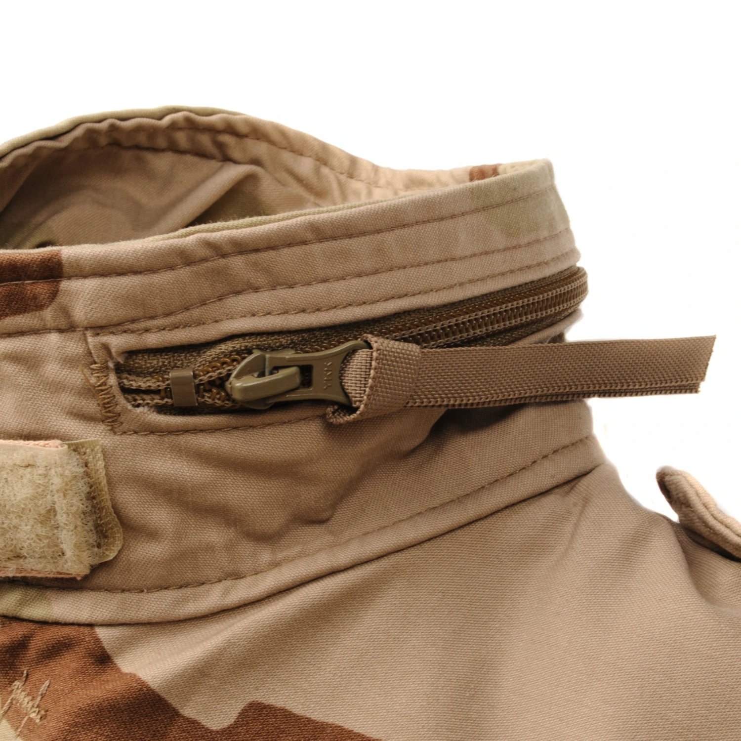 VINTAGE US AIR FORCE M-1965 M65 DESERT CAMOUFLAGE PATTERN FIELD JACKET 1999 SIZE LARGE SHORT WITH PATCHES(Vintage Us Air Force M 1965 M65 Desert Camouflage Pattern Field Jacket 1999 Size Large Short With Patches) 7 VINTAGE US AIR FORCE M-1965 M65 DESERT CAMOUFLAGE PATTERN FIELD JACKET 1999 SIZE LARGE SHORT WITH PATCHES(Vintage Us Air Force M 1965 M65 Desert Camouflage Pattern Field Jacket 1999 Size Large Short With Patches) - Image 7