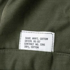 VINTAGE US ARMY 1970S VIETNAM WAR UTILITY SATEEN SHIRT P64 PATCH SIZE 15 1/2 X33(Vintage Us Army 1970s Vietnam War Utility Sateen Shirt P64 Patch Size 15 1 2 X33) -Rare Gear USA Shop DSC 0294