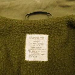 VINTAGE USN US NAVY A-2 A2 DECK JACKET COLD WEATHER 1985 SIZE MEDIUM (38-40)(Copy Of Vintage Usn Us Navy A 2 A2 Deck Jacket Cold Weather 1981 Size Medium 38 40) -Rare Gear USA Shop DSC 0413