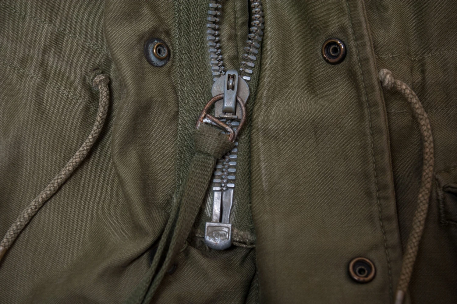 VINTAGE US ARMY M-1951 M51 FIELD JACKET 1963 VIETNAM WAR SIZE MEDIUM REGULAR(Us Army M 1951 M51 1963 Field Jacket Vietnam Regular Medium) 6 VINTAGE US ARMY M-1951 M51 FIELD JACKET 1963 VIETNAM WAR SIZE MEDIUM REGULAR(Us Army M 1951 M51 1963 Field Jacket Vietnam Regular Medium) - Image 6