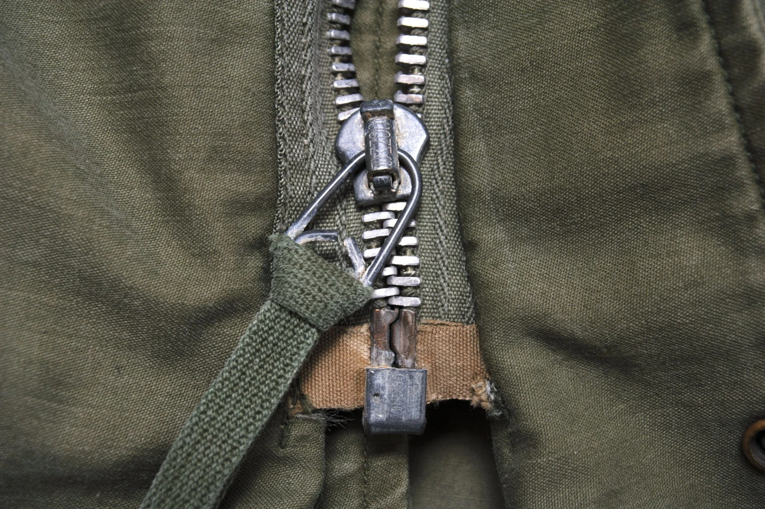 VINTAGE US ARMY M-1965 M65 FIELD JACKET 1967 VIETNAM WAR SIZE SMALL REGULAR(Us Army M65 M 65 1967 Vietnam Field Jacket Small Regular) 5 VINTAGE US ARMY M-1965 M65 FIELD JACKET 1967 VIETNAM WAR SIZE SMALL REGULAR(Us Army M65 M 65 1967 Vietnam Field Jacket Small Regular) - Image 5