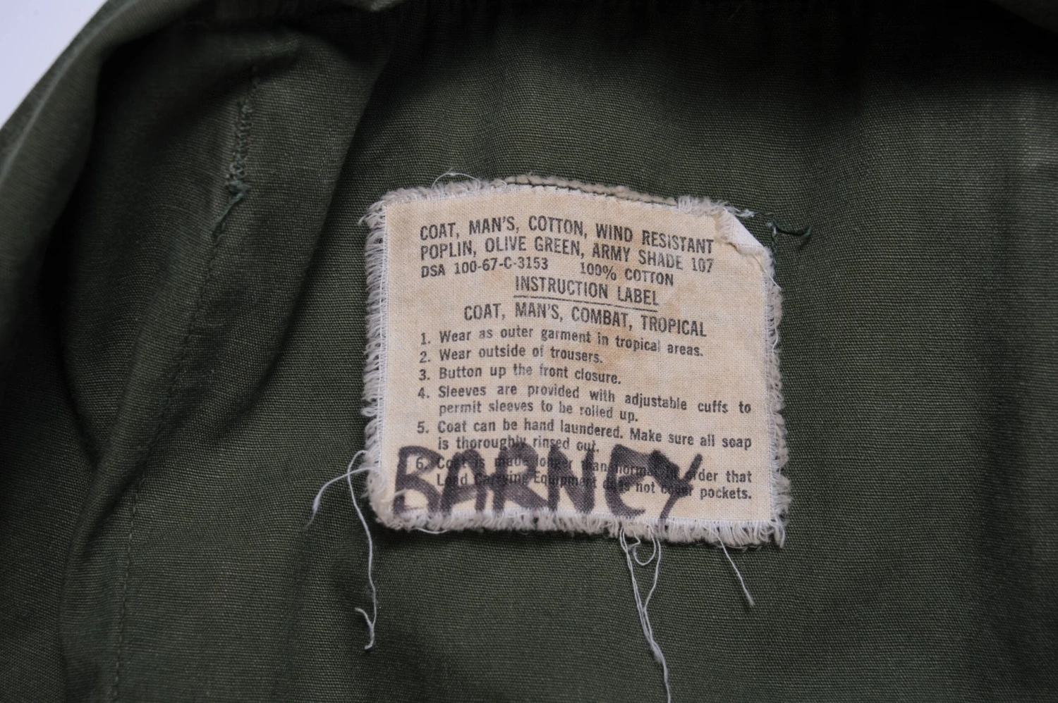 VINTAGE US ARMY TROPICAL COMBAT JACKET 5TH PATTERN RIPSTOP 1967 VIETNAM WAR 25TH INFANTRY DIVISION SERGEANT(Vietnam Us Army Tropical Combat Jacket Ripstop 1967 25th Infantry Division Sergeant) 4 VINTAGE US ARMY TROPICAL COMBAT JACKET 5TH PATTERN RIPSTOP 1967 VIETNAM WAR 25TH INFANTRY DIVISION SERGEANT(Vietnam Us Army Tropical Combat Jacket Ripstop 1967 25th Infantry Division Sergeant) - Image 4