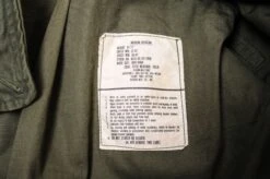 VINTAGE US ARMY M-1965 M65 FIELD JACKET 1980 SIZE MEDIUM REGULAR(Us Army M 1965 M65 1980 Field Jacket Gulf War Medium Regular) -Rare Gear USA Shop DSC 1250