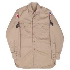 VINTAGE US ARMY PATCHED KHAKI SHIRT POST WW2 SIZE MEDIUM(Vintage Us Army Patched Kakhi Shirt Ww2 Size Medium) -Rare Gear USA Shop DSC 1339