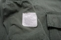 US ARMY TROPICAL COMBAT JACKET 5TH PATTERN RIPSTOP 1970 VIETNAM WAR SIZE SMALL LONG(Vietnam Us Army Tropical Combat Jacket Ripstop 1970 Small Long) 7 US ARMY TROPICAL COMBAT JACKET 5TH PATTERN RIPSTOP 1970 VIETNAM WAR SIZE SMALL LONG(Vietnam Us Army Tropical Combat Jacket Ripstop 1970 Small Long) -Rare Gear USA Shop DSC 1475