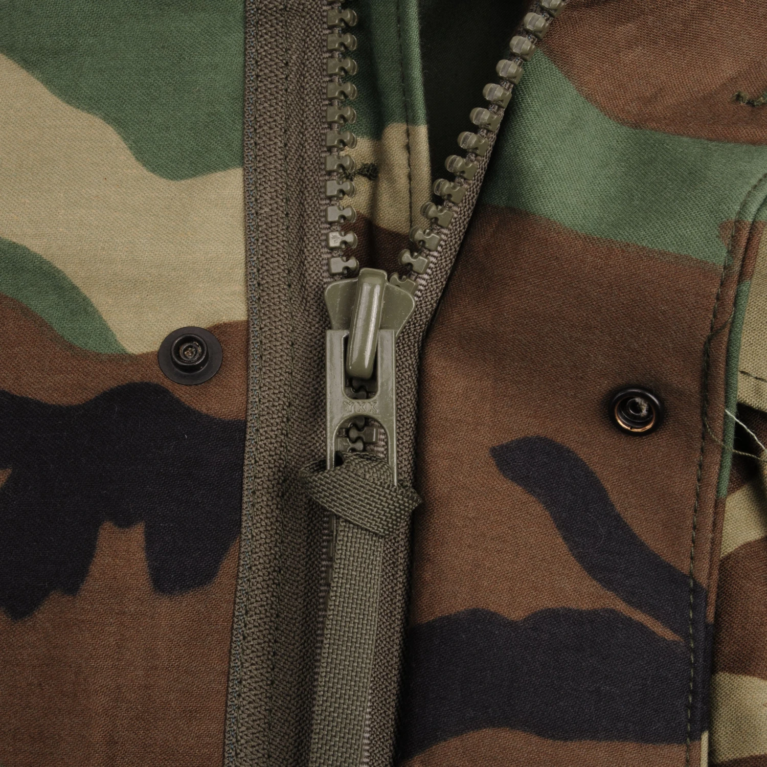 VINTAGE US ARMY M-1965 M65 WOODLAND CAMO FIELD JACKET 1997 LARGE REGULAR NOS(Vintage Us Army M 1965 M65 Woodland Camo Field Jacket 1997 Large Regular Nos) 6 VINTAGE US ARMY M-1965 M65 WOODLAND CAMO FIELD JACKET 1997 LARGE REGULAR NOS(Vintage Us Army M 1965 M65 Woodland Camo Field Jacket 1997 Large Regular Nos) - Image 6