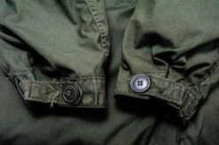 US ARMY FISHTAIL PARKA COMPLETE 1983 MEDIUM W LINER DEADSTOCK(Us Army 1983 Gulf War Fishtail Parka Fur Medium W Liner Deadstock) -Rare Gear USA Shop DSC 1643