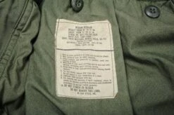 US ARMY M-1965 M65 FIELD JACKET 1977 SIZE MEDIUM REGULAR(Us Army M 1965 M65 1977 Field Jacket Vietnam War Medium Regular) -Rare Gear USA Shop DSC 1736