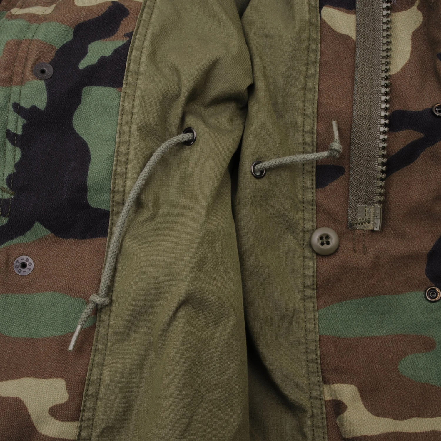 VINTAGE US ARMY M-1965 M65 WOODLAND CAMO FIELD JACKET 1996 XL REGULAR(Vintage Us Army M 1965 M65 Woodland Camo Field Jacket 1996 Xl Regular) 6 VINTAGE US ARMY M-1965 M65 WOODLAND CAMO FIELD JACKET 1996 XL REGULAR(Vintage Us Army M 1965 M65 Woodland Camo Field Jacket 1996 Xl Regular) - Image 6