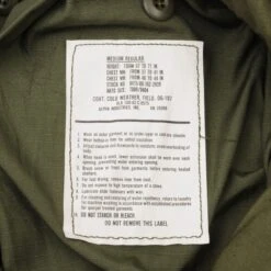 VINTAGE US ARMY M1965 M65 ALPHA IND FIELD JACKET 1981 MEDIUM DEADSTOCK NOS(Vintage Us Army M1965 M65 Field Jacket 1981 Size Medium Regular Deadstock Nos) 11 VINTAGE US ARMY M1965 M65 ALPHA IND FIELD JACKET 1981 MEDIUM DEADSTOCK NOS(Vintage Us Army M1965 M65 Field Jacket 1981 Size Medium Regular Deadstock Nos) -Rare Gear USA Shop DSC 1850