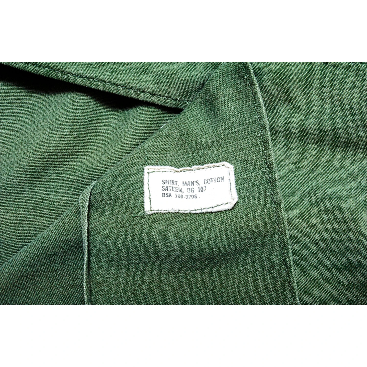 VINTAGE US ARMY UTILITY SHIRT P64 1960'S VIETNAM WAR PATCH 4TH INFANTRY ARMORED DIVISION(Us Army 1960s Vietnam War Shirt Utility Sateen Patch) 3 VINTAGE US ARMY UTILITY SHIRT P64 1960'S VIETNAM WAR PATCH 4TH INFANTRY ARMORED DIVISION(Us Army 1960s Vietnam War Shirt Utility Sateen Patch) - Image 3