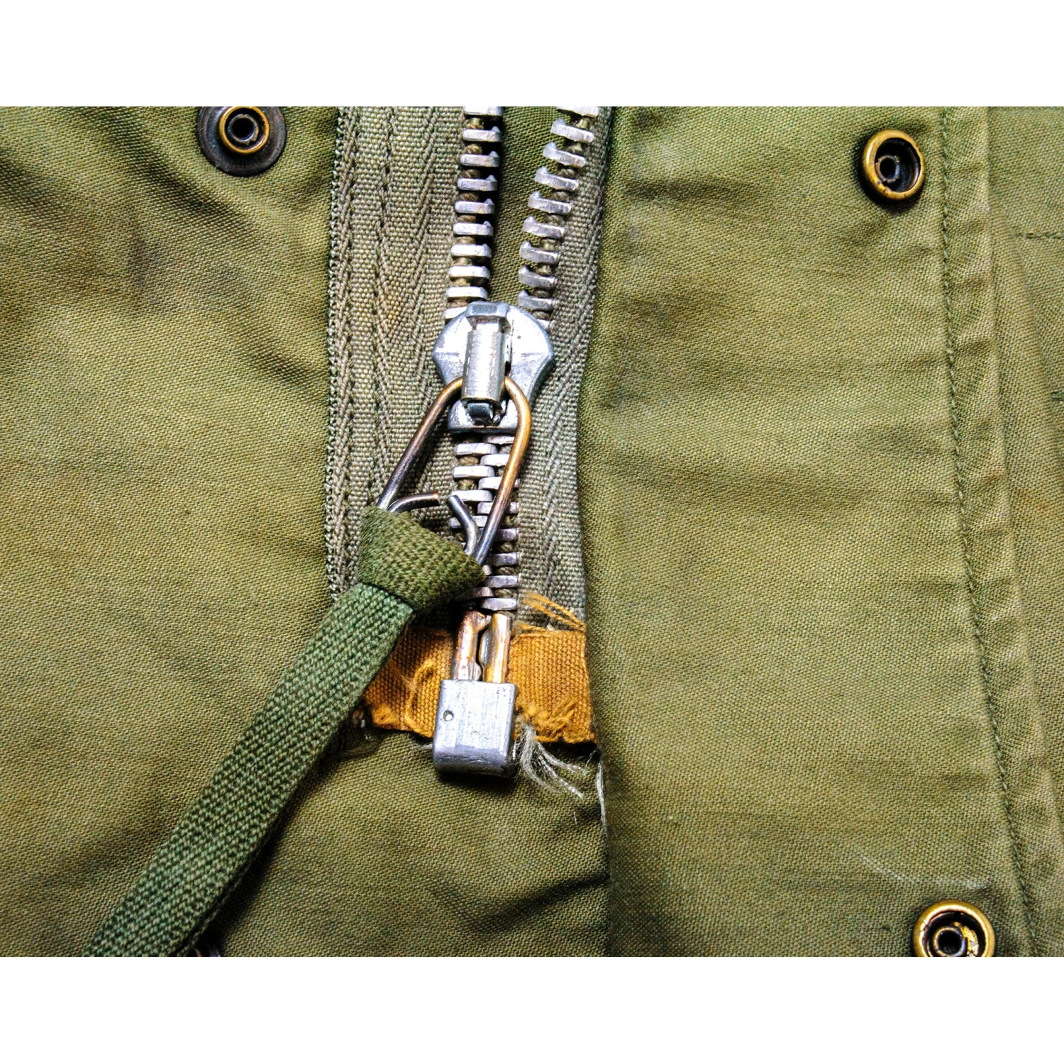 US ARMY M-1965 M65 FIELD JACKET 1967 VIETNAM WAR SIZE SMALL SHORT(Us Army M 1965 M65 1967 Field Jacket Vietnam War Small Short Alpha) 4 US ARMY M-1965 M65 FIELD JACKET 1967 VIETNAM WAR SIZE SMALL SHORT(Us Army M 1965 M65 1967 Field Jacket Vietnam War Small Short Alpha) - Image 4