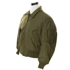 VINTAGE US ARMY JACKET COLD WEATHER 1980 SIZE MEDIUM SHORT(Vintage Us Army Jacket Cold Weather 1980 Size Medium Short)