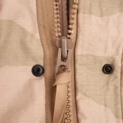 VINTAGE US ARMY M65 FIELD JACKET DESERT CAMOUFLAGE 1989 SIZE MEDIUM LONG(Vintage Us Army M65 Field Jacket Desert Camouflage 1989 Size Medium Long) 12 VINTAGE US ARMY M65 FIELD JACKET DESERT CAMOUFLAGE 1989 SIZE MEDIUM LONG(Vintage Us Army M65 Field Jacket Desert Camouflage 1989 Size Medium Long) -Rare Gear USA Shop DSC 1975