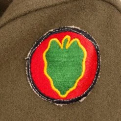 VINTAGE US ARMY WOOL SHIRT PATCHED 1951 KOREAN WAR SIZE MEDIUM(Vintage Us Army Wool Shirt Patched 1951 Korean War Size Medium) -Rare Gear USA Shop DSC 1994