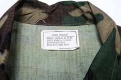 VINTAGE US ARMY TROPICAL COMBAT JACKET 5TH PATTERN ERDL 1977 SIZE LARGE REGULAR DEADSTOCK(Vietnam War Tropical Combat Camo Jacket Hot Weather 1977 Large Regular) 7 VINTAGE US ARMY TROPICAL COMBAT JACKET 5TH PATTERN ERDL 1977 SIZE LARGE REGULAR DEADSTOCK(Vietnam War Tropical Combat Camo Jacket Hot Weather 1977 Large Regular) -Rare Gear USA Shop DSC 1997 1