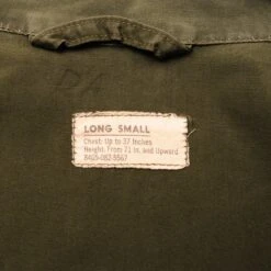 VINTAGE US ARMY TROPICAL COMBAT JACKET FIRST PATTERN 1963 VIETNAM WAR SIZE SMALL LONG WITH PATCHES(Vintage Us Army Tropical Combat Jacket First Pattern 1963 Vietnam War Size Small Long With Patches) 14 VINTAGE US ARMY TROPICAL COMBAT JACKET FIRST PATTERN 1963 VIETNAM WAR SIZE SMALL LONG WITH PATCHES(Vintage Us Army Tropical Combat Jacket First Pattern 1963 Vietnam War Size Small Long With Patches) -Rare Gear USA Shop DSC 2083 1