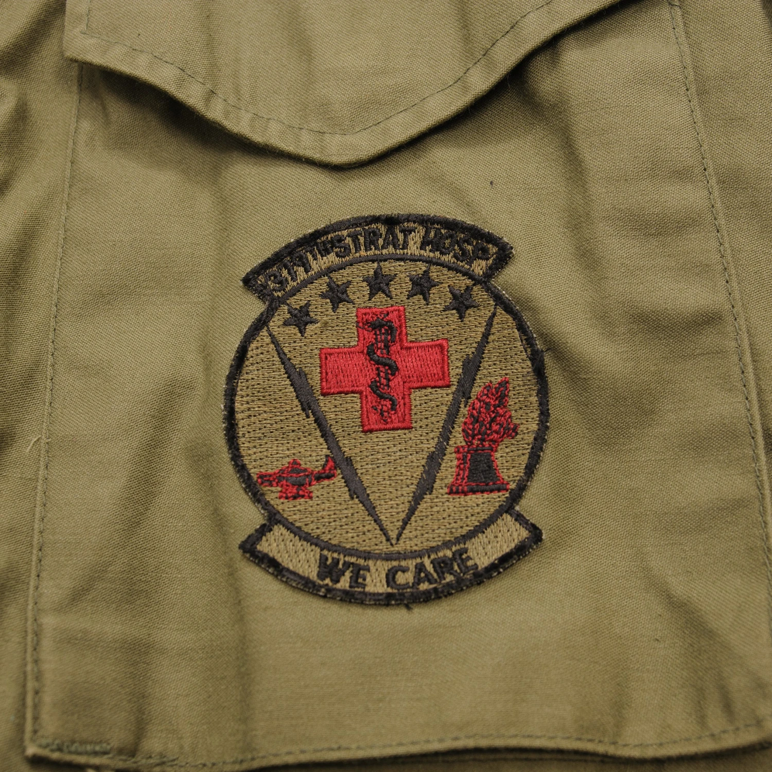 VINTAGE USAF US AIR FORCE M-1965 M65 FIELD JACKET 1979 MAJOR STRATEGIC AIR COMMAND 379TH STRAT HOSPITAL PATCH SIZE EXTRA SMALL SHORT(Usaf Us Air Force 1970s M65 M 65 Field Jacket Extra Small Short Vietnam Major Strategic Air Command 379th Strat Hospital Patch) 8 VINTAGE USAF US AIR FORCE M-1965 M65 FIELD JACKET 1979 MAJOR STRATEGIC AIR COMMAND 379TH STRAT HOSPITAL PATCH SIZE EXTRA SMALL SHORT(Usaf Us Air Force 1970s M65 M 65 Field Jacket Extra Small Short Vietnam Major Strategic Air Command 379th Strat Hospital Patch) - Image 8