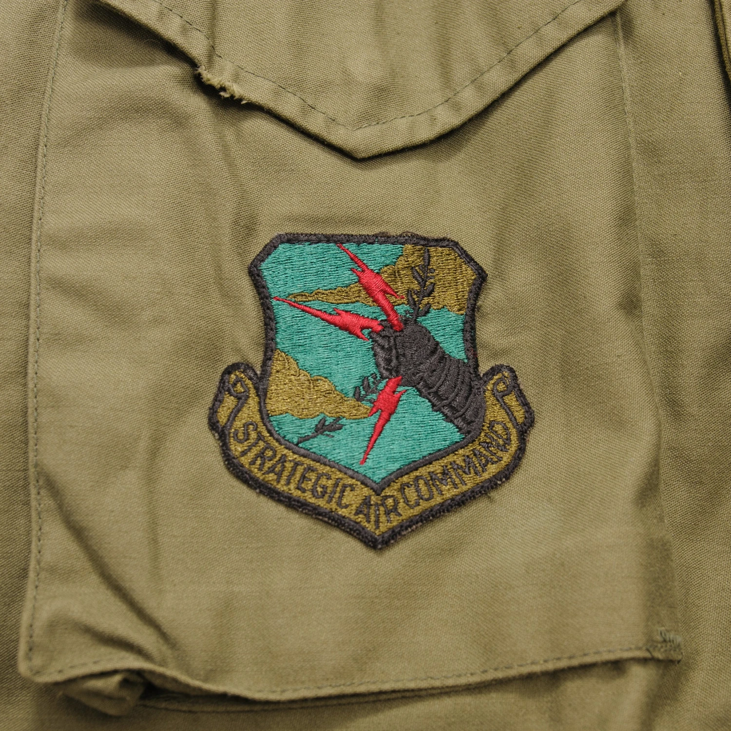 VINTAGE USAF US AIR FORCE M-1965 M65 FIELD JACKET 1979 MAJOR STRATEGIC AIR COMMAND 379TH STRAT HOSPITAL PATCH SIZE EXTRA SMALL SHORT(Usaf Us Air Force 1970s M65 M 65 Field Jacket Extra Small Short Vietnam Major Strategic Air Command 379th Strat Hospital Patch) 9 VINTAGE USAF US AIR FORCE M-1965 M65 FIELD JACKET 1979 MAJOR STRATEGIC AIR COMMAND 379TH STRAT HOSPITAL PATCH SIZE EXTRA SMALL SHORT(Usaf Us Air Force 1970s M65 M 65 Field Jacket Extra Small Short Vietnam Major Strategic Air Command 379th Strat Hospital Patch) - Image 9