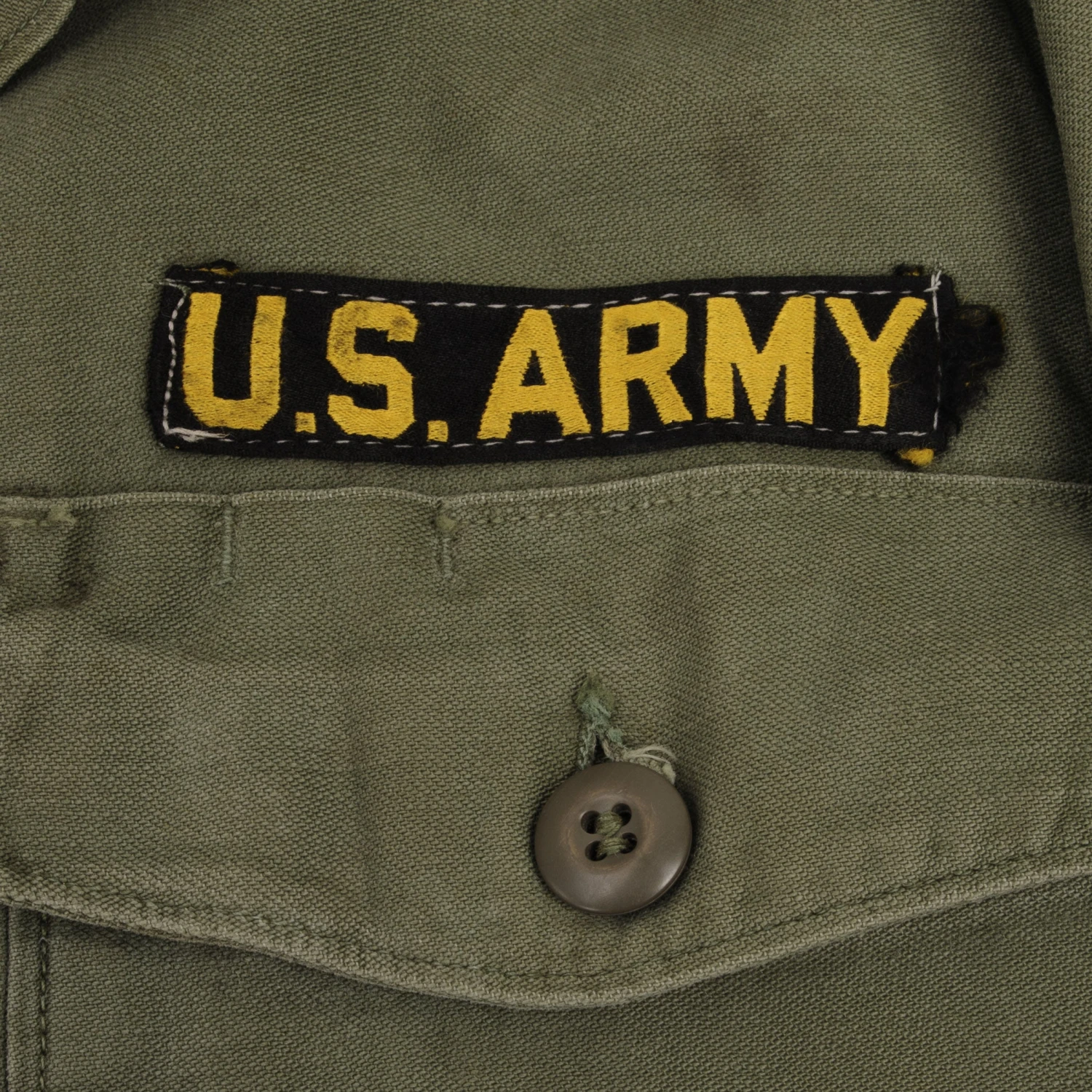 VINTAGE US ARMY 1970S VIETNAM WAR UTILITY SATEEN SHIRT P64 PATCH SIZE 15 1/2 X33(Vintage Us Army 1970s Vietnam War Utility Sateen Shirt P64 Patch Size 15 1 2 X 33) 5 VINTAGE US ARMY 1970S VIETNAM WAR UTILITY SATEEN SHIRT P64 PATCH SIZE 15 1/2 X33(Vintage Us Army 1970s Vietnam War Utility Sateen Shirt P64 Patch Size 15 1 2 X 33) - Image 5