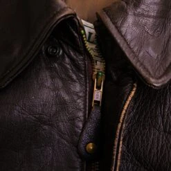 VINTAGE A2 A-2 LEATHER LL BEAN JACKET FLYERS70S 80S SIZE MEDIUM(Vintage A2 A 2 Leather Ll Bean Jacket Flyers 70s 80s Size Medium) -Rare Gear USA Shop DSC 2981