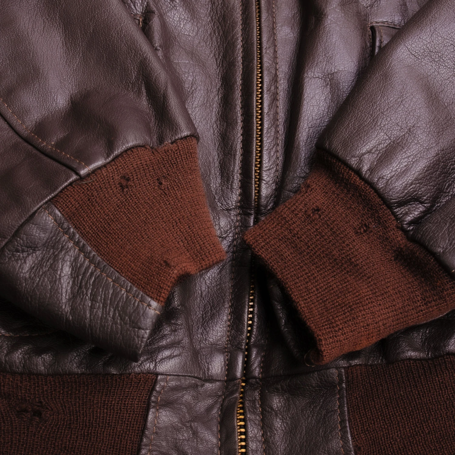 Vintage LL Bean G-1 Flight Bomber Jacket Mens 44 Shearling Goatskin Leather 1960s 1970s(Vintage Ll Bean G 1 Flight Bomber Jacket Mens 44 Shearling Goatskin Leather 1960s 1970s) 5 Vintage LL Bean G-1 Flight Bomber Jacket Mens 44 Shearling Goatskin Leather 1960s 1970s(Vintage Ll Bean G 1 Flight Bomber Jacket Mens 44 Shearling Goatskin Leather 1960s 1970s) - Image 5