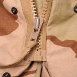 VINTAGE USAF M-1965 M65 DESERT CAMOUFLAGE FIELD JACKET 1991 SIZE MEDIUM REGULAR PATCHED(Vintage Usaf M 1965 M65 Desert Camouflage Field Jacket 1991 Size Medium Regular Patched) 12 VINTAGE USAF M-1965 M65 DESERT CAMOUFLAGE FIELD JACKET 1991 SIZE MEDIUM REGULAR PATCHED(Vintage Usaf M 1965 M65 Desert Camouflage Field Jacket 1991 Size Medium Regular Patched) -Rare Gear USA Shop DSC 3242 1