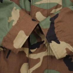 VINTAGE US ARMY M-1965 M65 WOODLAND CAMO FIELD JACKET 1999 MEDIUM REGULAR(Vintage Us Army M 1965 M65 Woodland Camo Field Jacket 1999 Medium Regular) -Rare Gear USA Shop DSC 3340