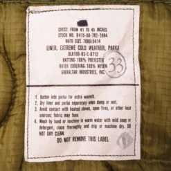 VINTAGE US ARMY M-1965 M65 FISHTAIL PARKA COMPLETE WITH LINER AND HOOD 1983 SIZE LARGE(Vintage Us Army M 1965 M65 Parka Complete With Liner And Hood 1983 Size Large) -Rare Gear USA Shop DSC 3443 1