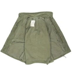 VINTAGE USAF US AIR FORCE M1965 M65 FIELD JACKET PATCHED 1970S MEDIUM SHORT(Vintage Usaf Us Air Force M1965 M65 Field Jacket Patched 1970s Medium Short) -Rare Gear USA Shop DSC 3510