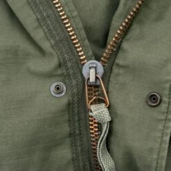 VINTAGE USAF US AIR FORCE M1965 M65 FIELD JACKET PATCHED 1970S MEDIUM SHORT(Vintage Usaf Us Air Force M1965 M65 Field Jacket Patched 1970s Medium Short) -Rare Gear USA Shop DSC 3528