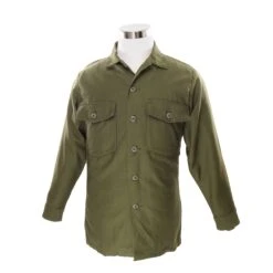 VINTAGE US ARMY SATEEN UTILITY SHIRT P64 VIETNAM WAR 1973 SIZE 15 1/2 X 31 NOS(Vintage Us Army Sateen Utility Shirt P64 Vietnam War 1973 Size 15 1 2 X 31 Nos) -Rare Gear USA Shop DSC 3612 1