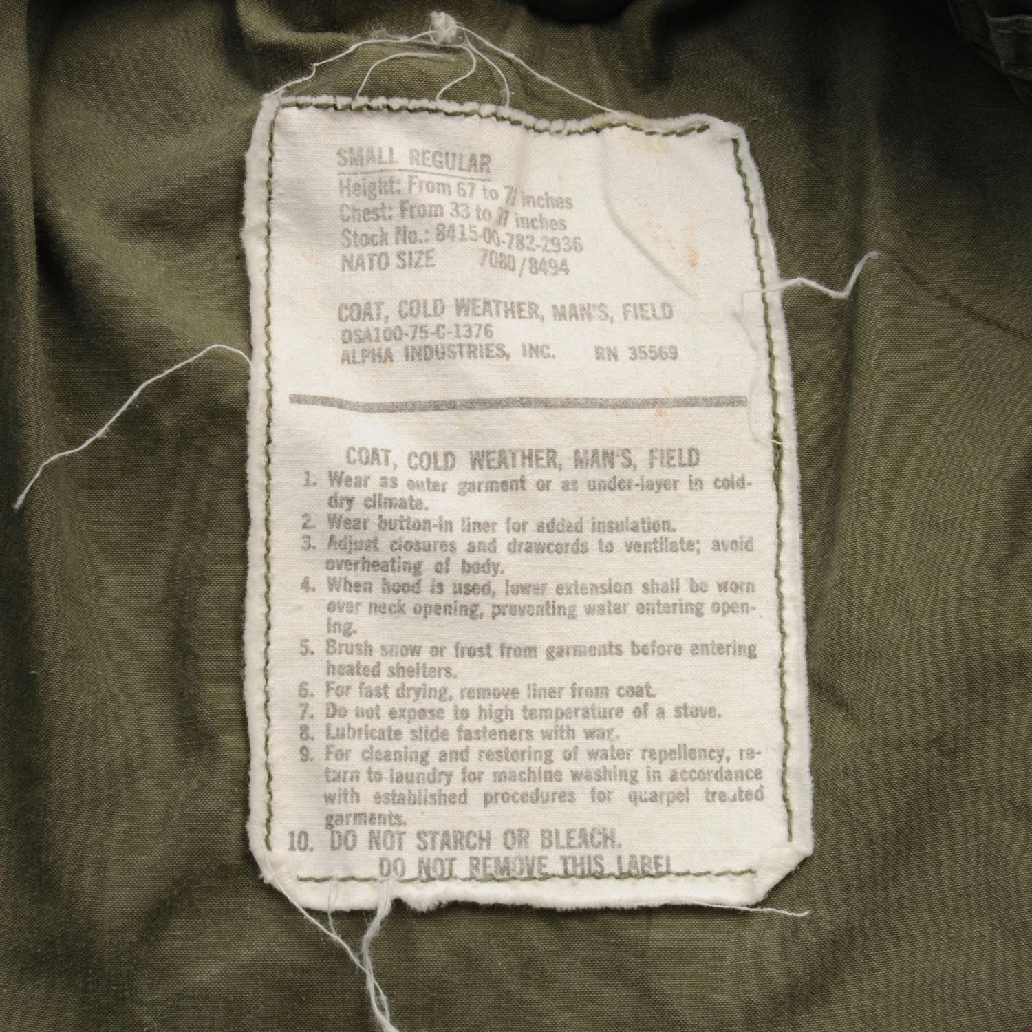 VINTAGE VIETNAM WAR US ARMYM-1965 M65 FIELD JACKET 1975 SIZE SMALL REGULAR(Copy Of Vintage Us Army M 1965 M65 Field Jacket 1980 Size Small Regular 3) 4 VINTAGE VIETNAM WAR US ARMYM-1965 M65 FIELD JACKET 1975 SIZE SMALL REGULAR(Copy Of Vintage Us Army M 1965 M65 Field Jacket 1980 Size Small Regular 3) - Image 4