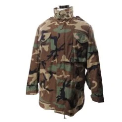 VINTAGE US ARMY M-1965 M65 WOODLAND CAMO FIELD JACKET 1991 SIZE MEDIUM LONG(Vintage Us Army M 1965 M65 Woodland Camo Field Jacket 1991 Size Medium Long) -Rare Gear USA Shop DSC 4061