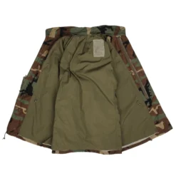 VINTAGE US ARMY M-1965 M65 WOODLAND CAMO FIELD JACKET 1991 SIZE MEDIUM LONG(Vintage Us Army M 1965 M65 Woodland Camo Field Jacket 1991 Size Medium Long) -Rare Gear USA Shop DSC 4149