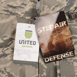 VINTAGE USAF AIR FORCE PARKA DIGITAL CAMO GORETEX 2000S SIZE LARGE DEADSTOCK(Vintage Usaf Air Force Parka Digital Camo Goretex 2000s Size Large Deadstock) -Rare Gear USA Shop DSC 4199