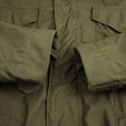 VINTAGE US ARMY M1965 M65 ALPHA IND FIELD JACKET 1982 MEDIUM DEADSTOCK NOS(Vintage Us Army M1965 M65 Alpha Ind Field Jacket 1982 Medium Deadstock Nos) 16 VINTAGE US ARMY M1965 M65 ALPHA IND FIELD JACKET 1982 MEDIUM DEADSTOCK NOS(Vintage Us Army M1965 M65 Alpha Ind Field Jacket 1982 Medium Deadstock Nos) -Rare Gear USA Shop DSC 4701