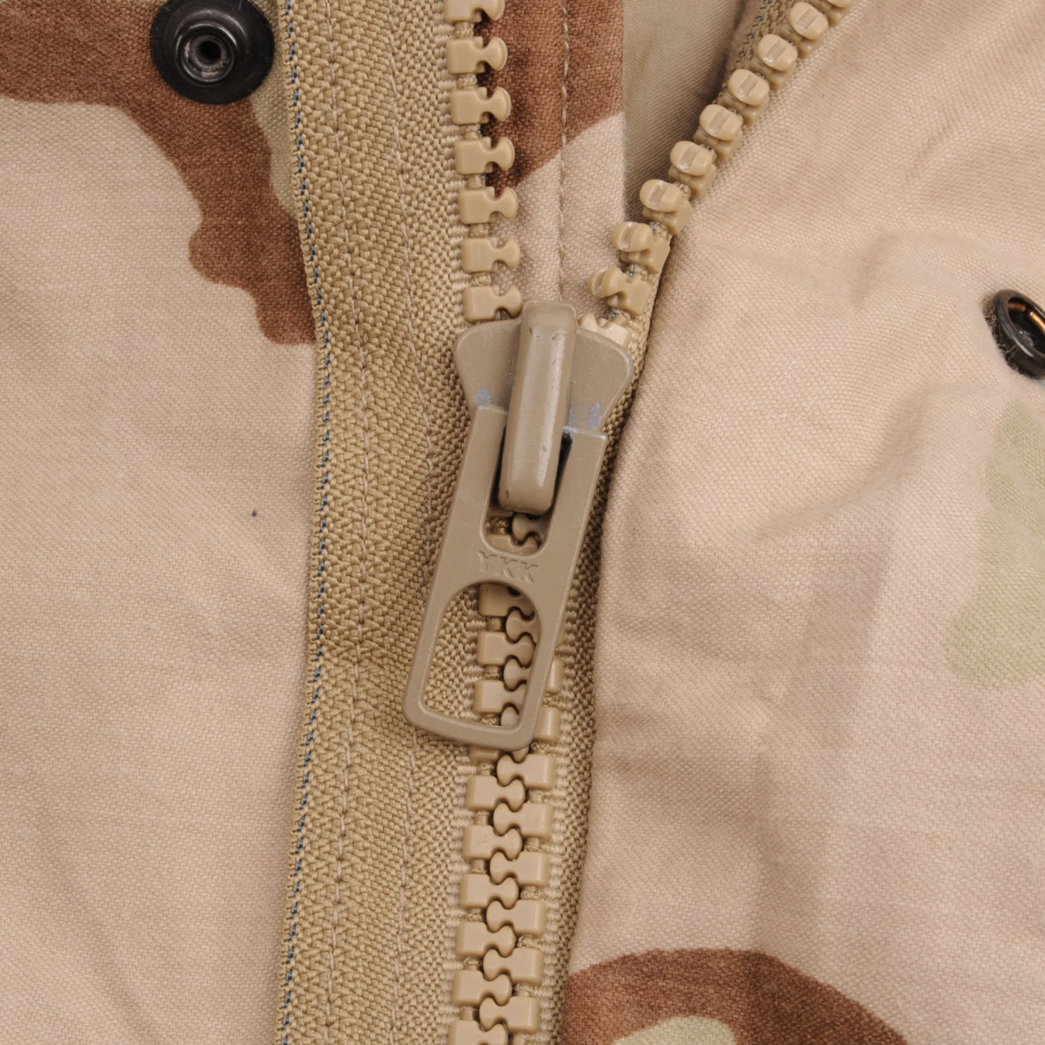 VINTAGE US ARMY M65 FIELD JACKET DESERT CAMO 1989 OPERATION DESERT STORM MEDIUM(Vintage Us Army M65 Field Jacket Desert Camo 1989 Operation Desert Storm Medium) 8 VINTAGE US ARMY M65 FIELD JACKET DESERT CAMO 1989 OPERATION DESERT STORM MEDIUM(Vintage Us Army M65 Field Jacket Desert Camo 1989 Operation Desert Storm Medium) - Image 8