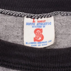 VINTAGE PROPERTY OF US PARATROOPER HAND OFF TEE SHIRT 1970S SMALL MADE IN USA(Vintage Property Of Us Paratrooper Hand Off Tee Shirt 1980s Small Made In Usa) -Rare Gear USA Shop DSC 4851 0305e324 db30 4fff 9e8e 46c406af5f2d