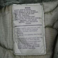 VINTAGE US ARMY M65 FIELD JACKET W LINER 1967 VIETNAM WAR SIZE MEDIUM REGULAR(Vintage Us Army M65 Field Jacket Patched 1967 Vietnam War Size Medium Regular) -Rare Gear USA Shop DSC 5001