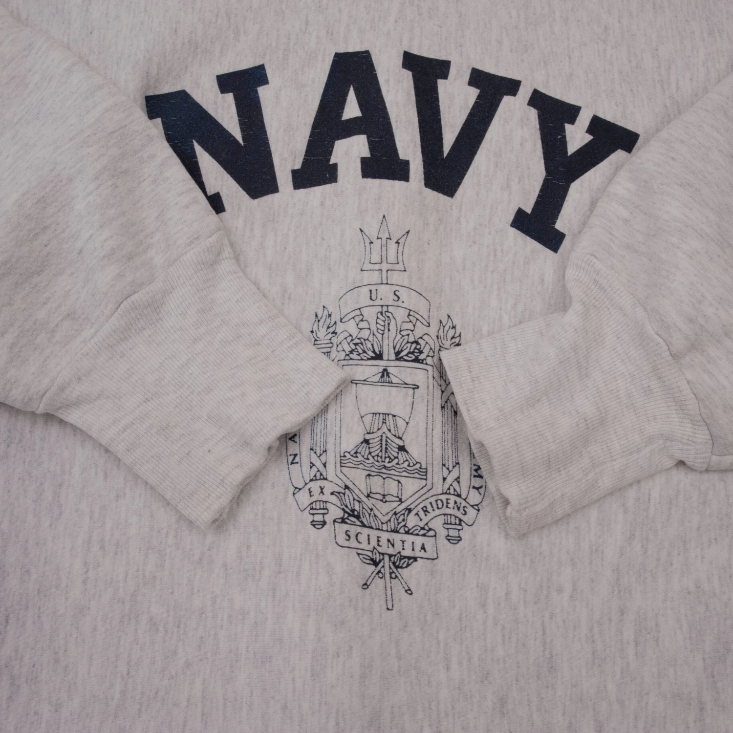 VINTAGE USN US NAVY SWEATSHIRT SIZE XL MADE IN USA(Vintage Usn Us Navy Sweatshirt Size Xl Made In Usa) 6 VINTAGE USN US NAVY SWEATSHIRT SIZE XL MADE IN USA(Vintage Usn Us Navy Sweatshirt Size Xl Made In Usa) - Image 6