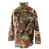 VINTAGE US ARMY M-1965 M65 WOODLAND CAMO FIELD JACKET 1999 SIZE MEDIUM REGULAR WITH PATCH.(Vintage Us Army M 1965 M65 Erdl Field Jacket 1996 Size Large Regular 1)