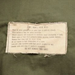 VINTAGE US ARMY M-1965 M65 FIELD JACKET 1967 VIETNAM WAR SIZE SMALL REGULAR(Vintage Us Army M 1965 M65 Field Jacket 1967 Vietnam War Size Small Regular 1) -Rare Gear USA Shop DSC 6043
