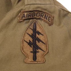 VINTAGE US ARMY M-1965 M65 FIELD JACKET 1969 VIETNAM WAR SIZE MEDIUM LONG PATCHED(Vintage Us Army M 1965 M65 Field Jacket 1969 Vietnam War Size Medium Long Patched) -Rare Gear USA Shop DSC 6334 1 f216236e 6290 486d 9740 a1f5c7942e19