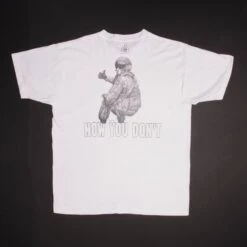 VINTAGE LOCKHEED F-117A NIGHTHAWK MILITARY TEE SHIRT 1990S XL MADE USA(Vintage F 117a Military Tee Shirt 1990s Size Xl Made In Usa) -Rare Gear USA Shop DSC 6347 acdb8e60 005c 4983 ad4c 2b1aba0acf1b