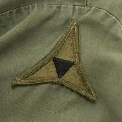 VINTAGE US ARMY RIP STOP TROPICAL COMBAT JACKET 1970 VIETNAM WAR MEDIUM SHORT(Vintage Us Army Rip Stop Tropical Combat Jacket 1970 Vietnam War Medium Short) -Rare Gear USA Shop DSC 6361